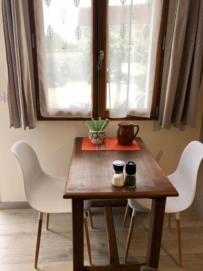 Pacy-sur-Armancon L'Instant Present Bed & Breakfast エクステリア 写真